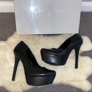 Jessica Simpson - Waleo Platform Pump